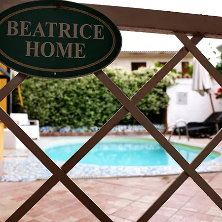 Beatrice 3*